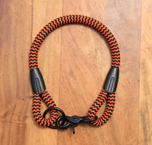 Load image into Gallery viewer, Black &amp; orange collar