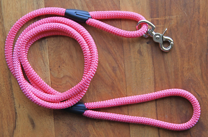 Fuchsia leash