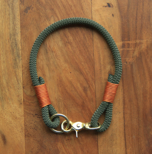 Make your own: Khaki dog collar