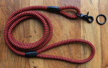 Load image into Gallery viewer, Chevron Black &amp; red leash